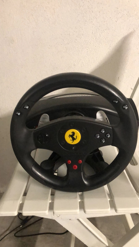 Volante Thrustmaster Ferrari GT Experience racing wheel  3