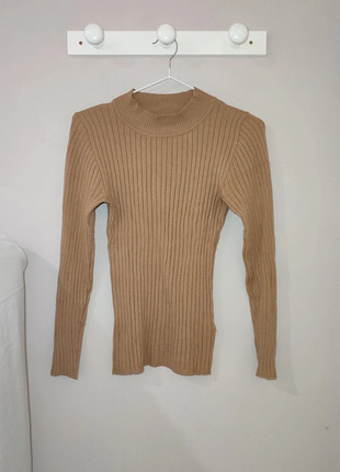Sous pull à coll, marke: Primark, zustand: Gut, größe: XS / 34 / 6, 3,50 €, 4,38 € inklusive Vinted-Käuferschutz