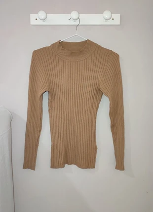 Sous pull à coll, brand: Primark, condition: Good, size: XS / 34 / 6, €3.50, €4.38 includes Buyer Protection