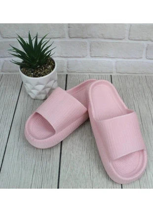 Sandales texturées Rose pâle, marque: cendriyon, état: Très bon état, taille: 36, 10,00 €, 11,20 € Protection acheteurs (Pro) incluse