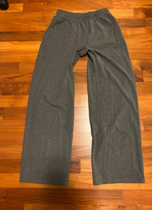 Beautiful vintage wide leg ribbed sweatpants, marca: Vintage Dressing, estado: Muito bom, tamanho: S, €18.00, €19.60 inclui Proteção do Comprador