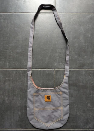 The 2025 Carhartt Shoulder reworked bag, merk: Carhartt, staat: Nieuw zonder prijskaartje, € 25,00, € 26,95 inclusief Kopersbescherming Pro