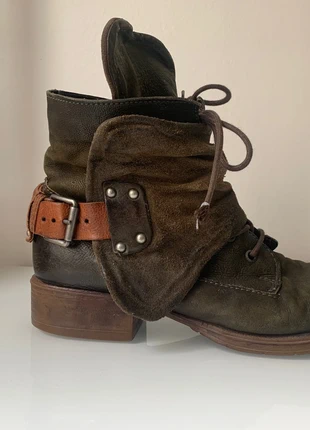 Boots Kaki esprit rock vintage Marque Pasione Duo 2 – Taille 42, marque: pasione duo 2, état: Bon état, taille: 42, 55,00 €, 58,45 € Protection acheteurs incluse