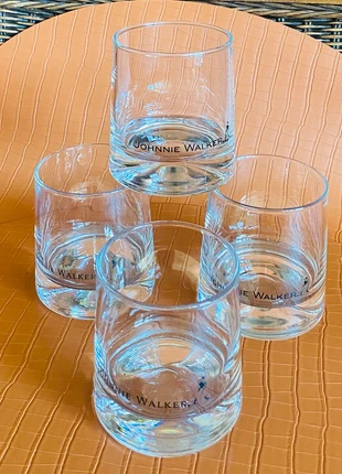 Ensemble de 4 verres à whisky Islande 38 cl., marque: johnnie walker, état: Neuf sans étiquette, 14,00 €, 15,40 € Protection acheteurs incluse