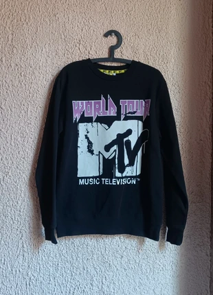 Sweat shirt noir MTV de chez Primark taille L Crewneck oversize automne hiver oldmoney, brand: MTV, condition: Very good, size: L / 40 / 12, €5.00, €5.95 includes Buyer Protection