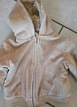 Cuddles&smiles dik vest, merk: Cuddles & Smiles, staat: Heel goed, maat: 9-12 maanden / 74 cm, € 5,00, € 5,95 inclusief Kopersbescherming