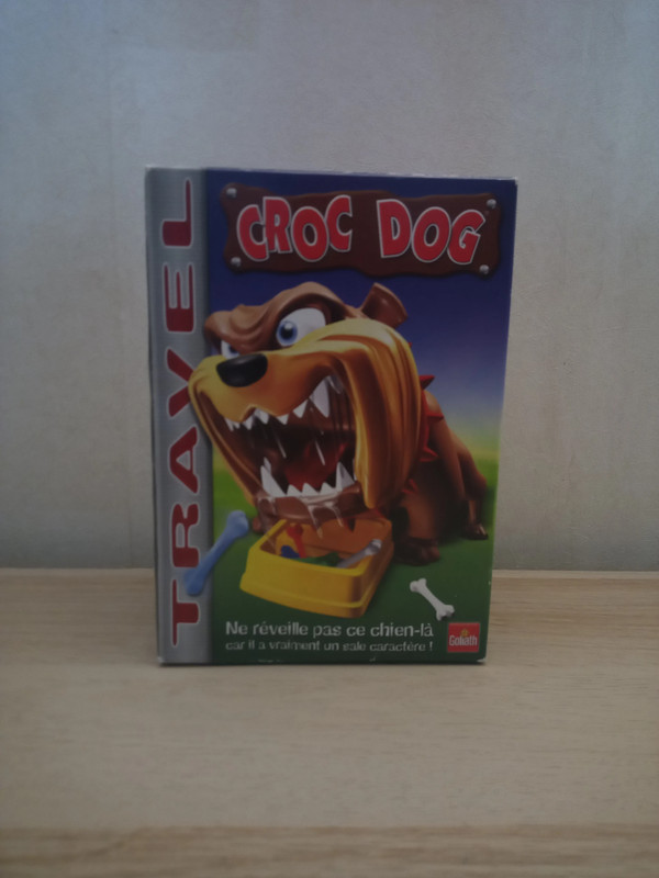 Jeu de voyage Croc Dog