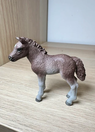 Poulain dartmoor schleich, marke: Schleich, zustand: Gut, größe: Einheitsgröße, 3,50 €, 4,38 € beinhaltet Vinted-Käuferschutz Pro