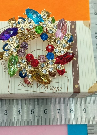 Broche, marque: Montre.fr, état: Très bon état, 5,00 €, 5,95 € Protection acheteurs (Pro) incluse