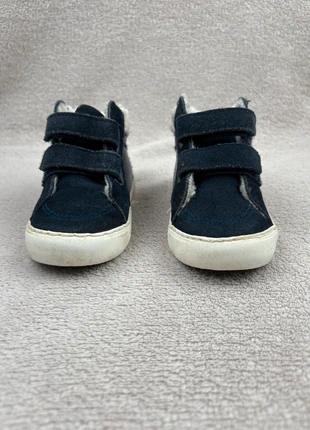 Baskets fourrées bleu marine Obaïbi Pointure 21, marque: Obaïbi, état: Très bon état, taille: 21, 8,00 €, 9,10 € Protection acheteurs incluse