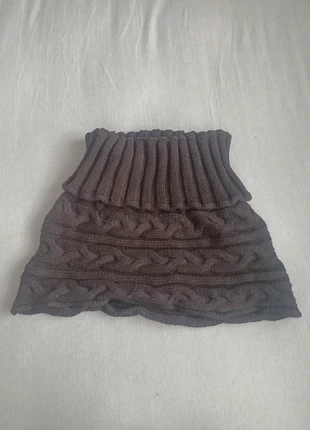 Black chimney, merk: Miss Etam, staat: Nieuw zonder prijskaartje, € 3,00, € 3,85 inclusief Kopersbescherming