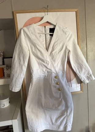 Witte spijkerjurk Nikkie, brand: NIKKIE, condizioni: Ottime, taglia: XS / IT 38 / EU 34, €33.00, €35.35 include la Protezione acquisti