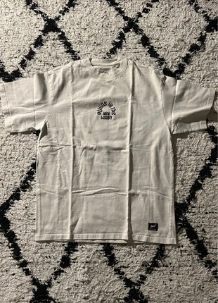 Pull&bear t-shirt met print, marque: Pull & Bear, état: Neuf sans étiquette, taille: S, 6,00 €, 7,00 € Protection acheteurs incluse