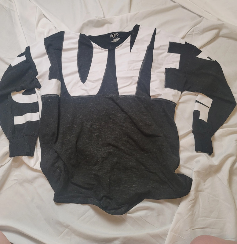 City streets love sweatshirt 2