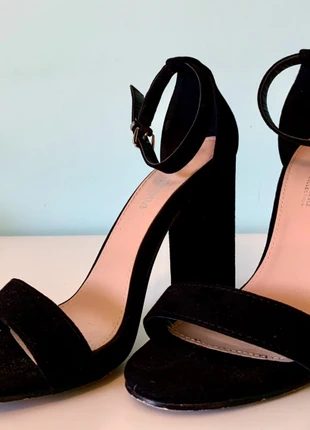 Tacchi Primadonna, brand: PrimaDonna, condizioni: Ottime, taglia: 37, €5.00, €5.95 include la Protezione acquisti