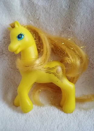 Jouet My little pony g2 Princesse Lumière , marke: My Little Pony, zustand: Gut, größe: Einheitsgröße, 15,00 €, 16,45 € inklusive Vinted-Käuferschutz