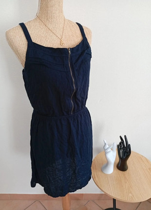 Petite robe midi en viscose Robe à bretelles ligne à suivre bleu marine 38, marke: Ligne à Suivre, zustand: Sehr gut, größe: M / 38 / 10, 6,00 €, 7,00 € beinhaltet Vinted-Käuferschutz Pro