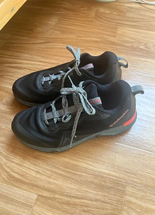 Chaussure Columbia, brand: Columbia, condition: New without tags, size: 37, €30.00, €32.20 includes Buyer Protection