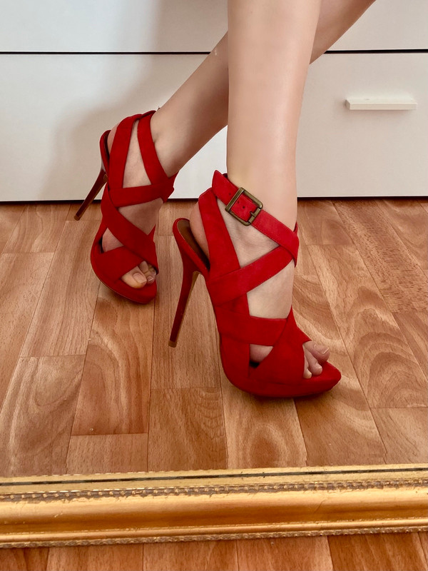 Talon rouge zara sales
