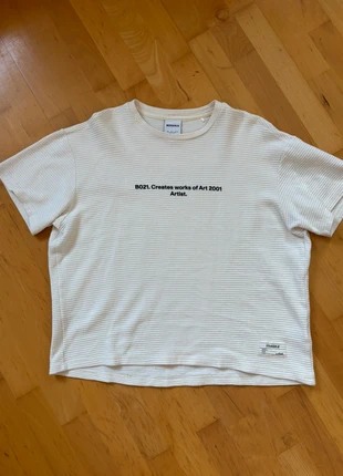 T-shirt Bershka, marque: Bershka, état: Très bon état, taille: S, 5,00 €, 5,95 € Protection acheteurs incluse