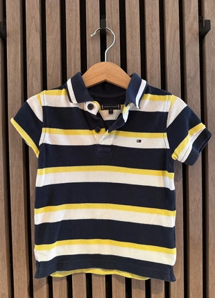 Tommy hilfiger polo 86, merk: Tommy Hilfiger, staat: Heel goed, maat: 18-24 maanden / 86 cm, € 2,99, € 3,84 inclusief Kopersbescherming