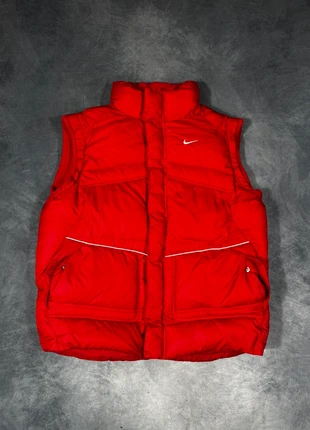 Vintage Nike Puffer Vest Size S red, merk: Nike, staat: Heel goed, maat: S, € 30,00, € 32,20 inclusief Kopersbescherming