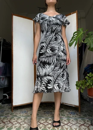 Black & White Palm Leaf Print Flowy Midi Dress, marca: El Corte Inglés, estado: Muy bueno, tamaño: L / 40 / 12, 3,00 €, 3,85 € Protección al comprador incluida