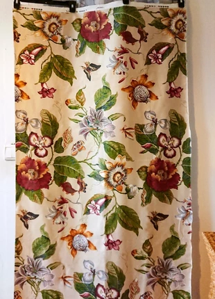 Beau coupon satin de coton Boussac Romanex Odalys, 1,46 X 86 cm motifs fleurs, brand: Boussac Romanex Odalys, condizioni: Nuovo senza cartellino, €11.00, €12.25 include la Protezione acquisti