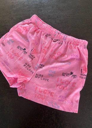 Short 12 mois, staat: Nieuw zonder prijskaartje, maat: 9-12 maanden / 74 cm, € 2,00, € 2,80 inclusief Kopersbescherming