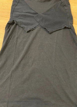 T-Shirt Gris et Noir taille S, état: Satisfaisant, taille: S, 1,50 €, 2,28 € Protection acheteurs incluse