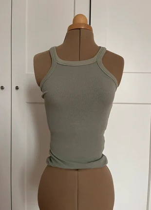 Debardeur kaki, marque: H&M, état: Neuf sans étiquette, taille: S / 36 / 8, 3,00 €, 3,85 € Protection acheteurs incluse