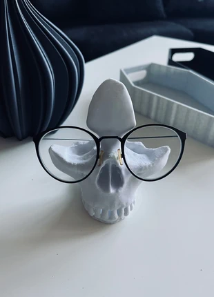 White Skull glasses holder, brand: Eternal Scream, condizioni: Nuovo senza cartellino, €15.00, €16.45 include la Protezione acquisti Pro