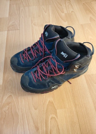 Chaussures de randonnées | Bleu marine et violet | Taille 39 | Femme | Millet super Trident GTX, marque: Millet, état: Neuf sans étiquette, taille: 39, 130,00 €, 137,20 € Protection acheteurs incluse