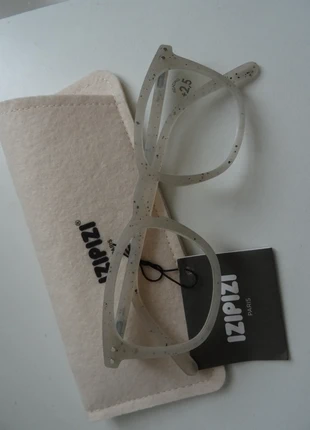 Lunettes de lecture +2,5 céramique beige #E Izipizi Neuf, brand: IZIPIZI, condition: Very good, €12.00, €13.30 includes Buyer Protection Pro