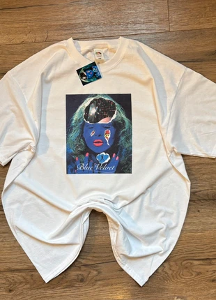 T-shirt imprimé à motif blue velvet d’après collage surréaliste taille XL, marca: Graphic Tee, estado: Muito bom, tamanho: XL, €18.00, €19.60 inclui Proteção do Comprador