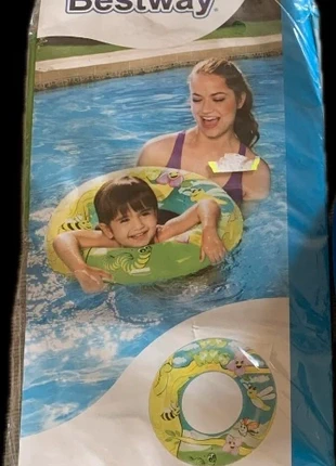 Ciambella Bestway, nuova, mai usata dia.56cm da 3 a 6 anni, marque: Bestway, état: Neuf avec étiquette, taille: 3 ans / 98 cm, 2,00 €, 2,80 € Protection acheteurs incluse