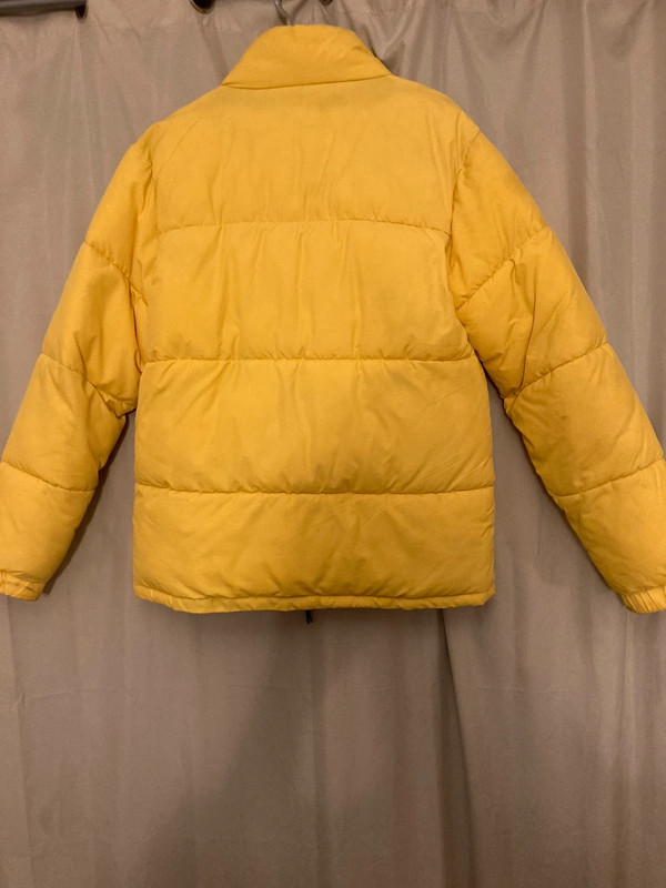 Doudoune jaune bershka Vinted