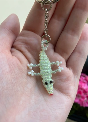 Porte-clé crocodile vert/transparent en perles fait main 🐊, marque: Fait Main, état: Neuf sans étiquette, 3,00 €, 3,85 € Protection acheteurs incluse