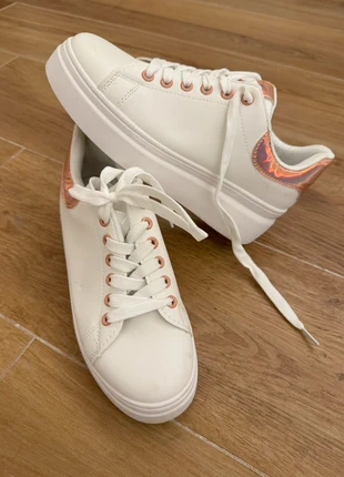 Scarpe tennis donna bianco e rosa tg 38, marque: Scarpa, état: Très bon état, taille: 38, 4,00 €, 4,90 € Protection acheteurs incluse