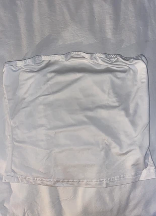 tube top branco, marca: Shein, estado: Muito bom, tamanho: XS / 34 / 6, €3.00, €3.85 inclui Proteção do Comprador