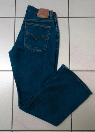 🌹Jean Levi's 515 Bootcut Lower Rise Bleu Marine JL2405145, brand: Levi's, condizioni: Ottime, taglia: S / IT 40 / EU 36, €25.00, €26.95 include la Protezione acquisti Pro