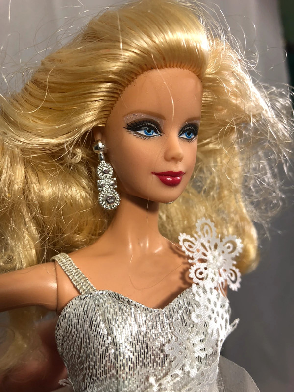 La poupée Barbie Collector Joyeux Noël 2013 de Barbie