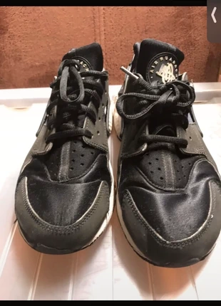 Nike Air Huarache, merk: Nike, staat: Goed, maat: 38, € 13,00, € 14,35 inclusief Kopersbescherming