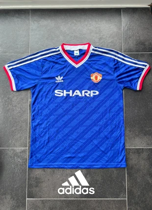 Maillot Manchester United 1986 / 1988, marque: adidas, état: Très bon état, taille: XL, 38,00 €, 40,60 € Protection acheteurs incluse
