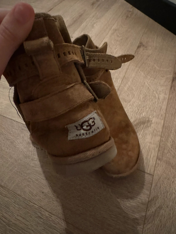 Uggs australia 4