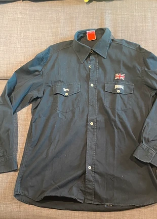 Camicia blu Lonsdale manica lunga, merk: Lonsdale, staat: Heel goed, maat: L, € 10,00, € 11,20 inclusief Kopersbescherming