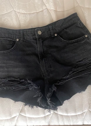 black shorts, marque: Zara, état: Neuf sans étiquette, taille: M / 38 / 10, 15,00 €, 16,45 € Protection acheteurs incluse