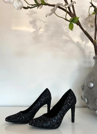 Glitter print hakken ., merk: Marco Tozzi, staat: Nieuw zonder prijskaartje, maat: 38, € 29,95, € 32,15 inclusief Kopersbescherming