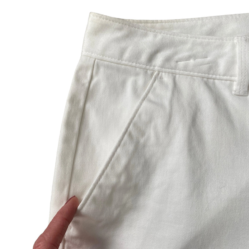 Dockers women's size 10 white essential stretch chino twill shorts 6" inseam NWT 3