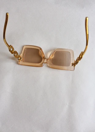 Oversized Square Sunglasses – Gold Chain Detail – Chic Retro, brand: no band, condition: Very good, £6.95, £8.00 includes Buyer Protection